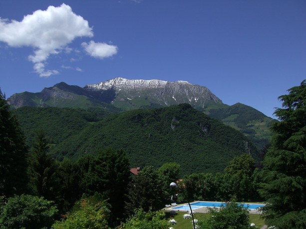 Imagen de los exteriores del Hotel Albergo Maggio. Foto 15