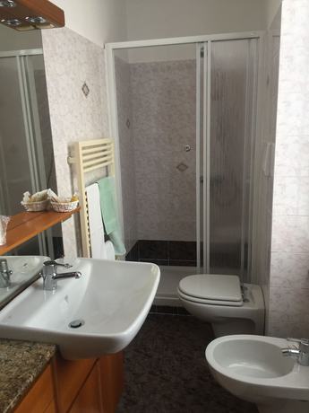 Imagen de la habitación del Hotel Albergo Maggio. Foto 12