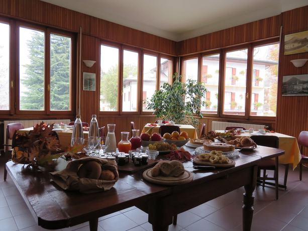 Imagen del bar/restaurante del Hotel Albergo Maggio. Foto 8