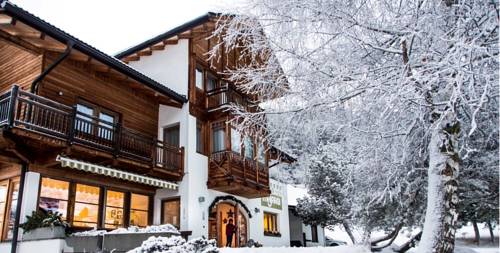 Imagen de la habitación del Hotel Albergo Majarei. Foto 5