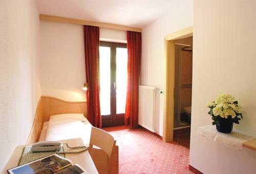 Imagen de la habitación del Hotel Albergo Majarei. Foto 6