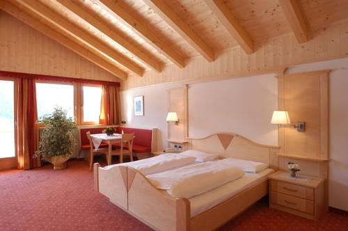 Imagen de la habitación del Hotel Albergo Majarei. Foto 11