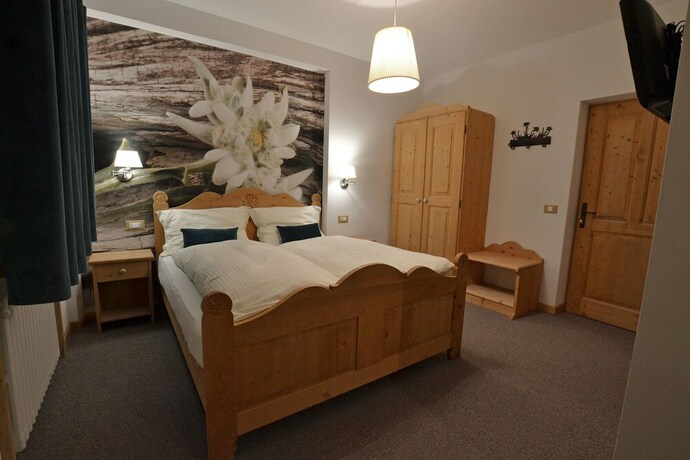 Imagen de la habitación del Hotel Albergo Majorka. Foto 22