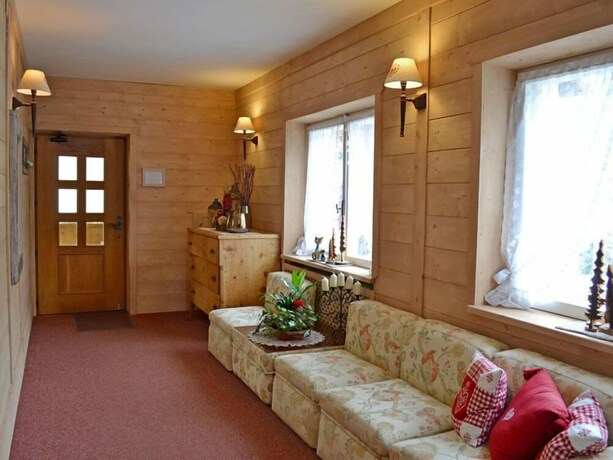 Imagen de los interiores del Hotel Albergo Majorka. Foto 40