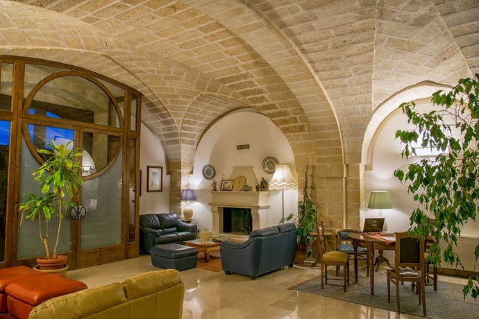 Imagen de los interiores del Hotel Albergo Masseria Gattamora. Foto 18