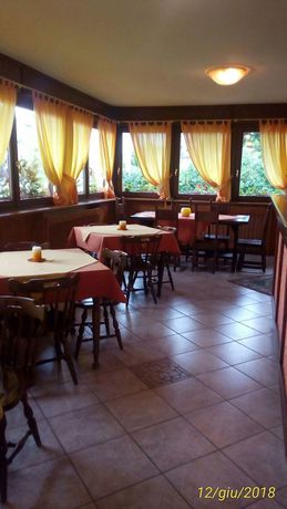 Imagen del bar/restaurante del Hotel Albergo Max Meubl&egrave;. Foto 2