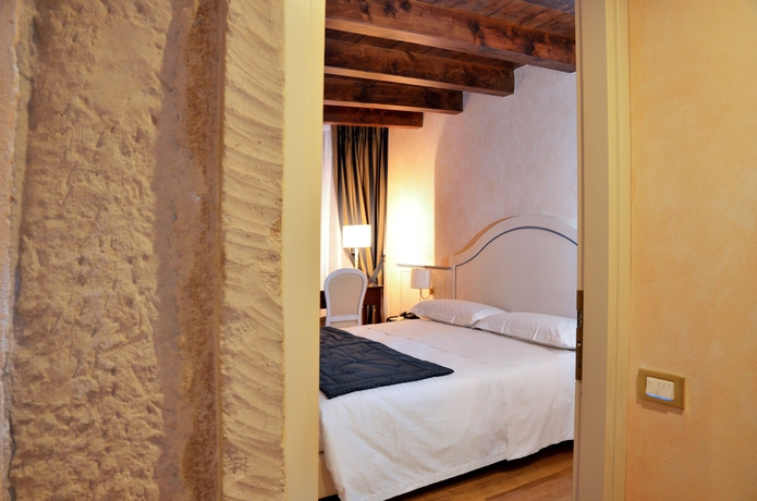 Imagen de la habitación del Hotel Albergo Mazzanti. Foto 5