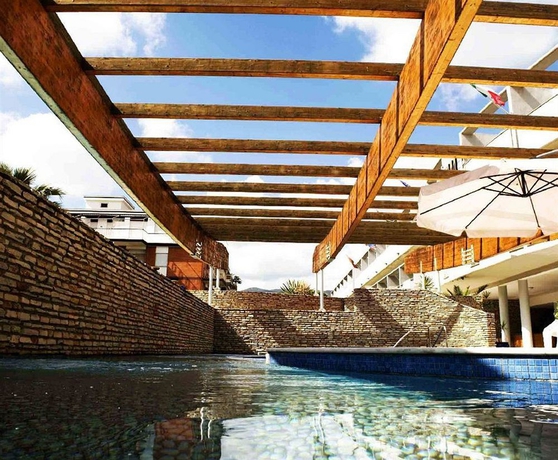 Imagen de la piscina del Hotel Albergo Mediterraneo, Terracina. Foto 16