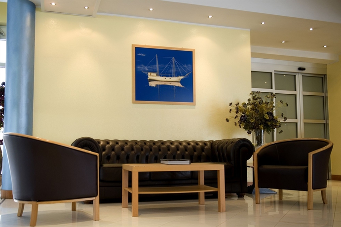Imagen de los interiores del Hotel Albergo Mediterraneo, Terracina. Foto 13