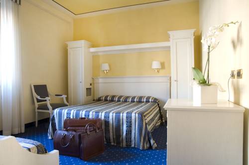 Imagen de la habitación del Hotel Albergo Milano, Darfo Boario Terme. Foto 6