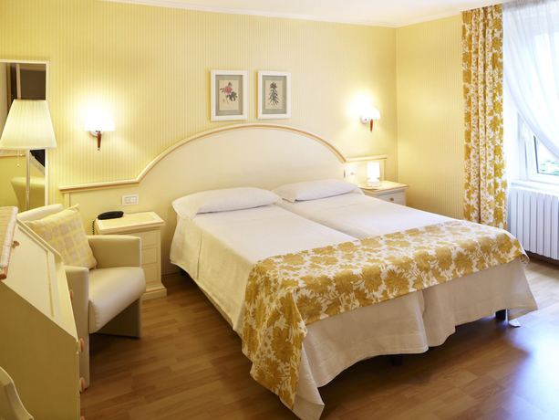 Imagen de la habitación del Hotel Albergo Milano, Lanzo d`Intelvi. Foto 7