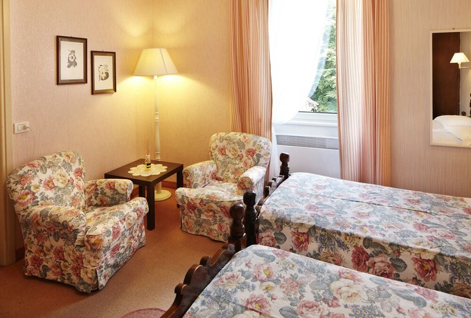 Imagen de la habitación del Hotel Albergo Milano, Lanzo d`Intelvi. Foto 8