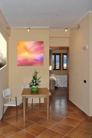 Imagen de la habitación del Hotel Albergo Mingone. Foto 16