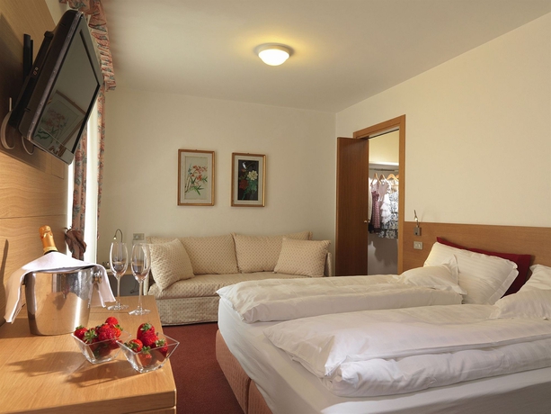 Imagen de la habitación del Hotel Albergo Miralago. Foto 7