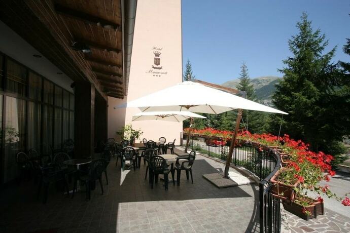 Imagen de los exteriores del Hotel Albergo Miramonti, Scanno. Foto 27