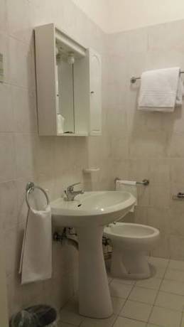 Imagen de la habitación del Hotel Albergo Moderno. Foto 8