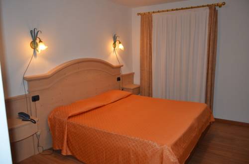 Imagen de la habitación del Hotel Albergo Moleta. Foto 4