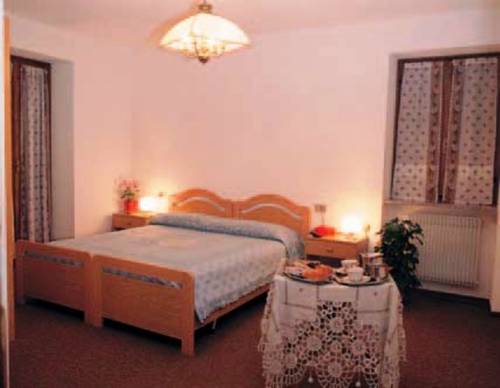 Imagen de la habitación del Hotel Albergo Moleta. Foto 10