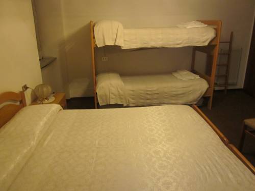 Imagen de la habitación del Hotel Albergo Moleta. Foto 14