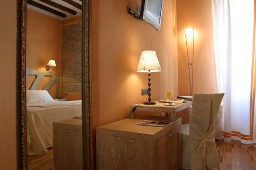 Imagen de la habitación del Hotel Albergo Morandi. Foto 5