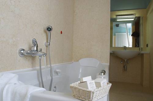 Imagen de la habitación del Hotel Albergo Morandi. Foto 10