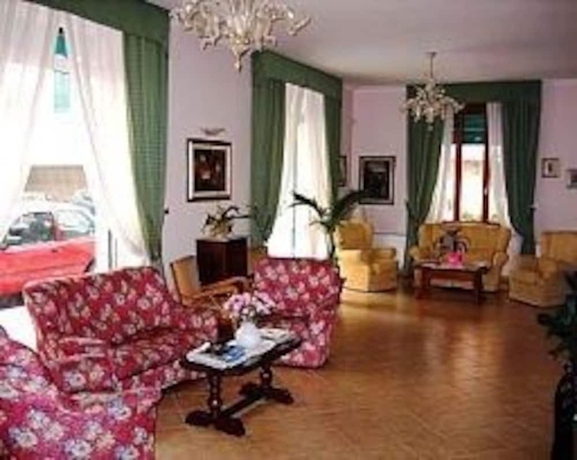 Imagen de los interiores del Hotel Albergo Natucci. Foto 19