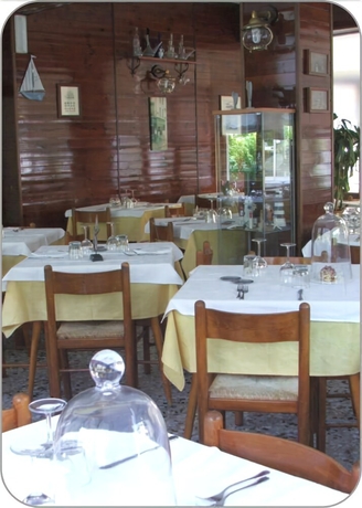 Imagen del bar/restaurante del Hotel Albergo Nena. Foto 5