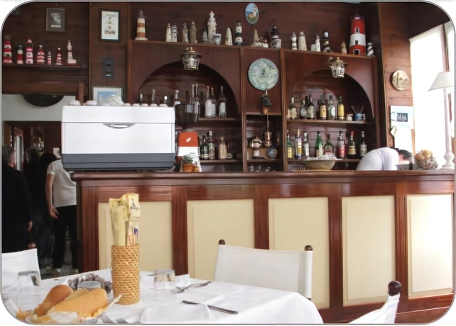 Imagen del bar/restaurante del Hotel Albergo Nena. Foto 8