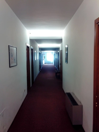 Imagen de los interiores del Hotel Albergo Niki. Foto 19