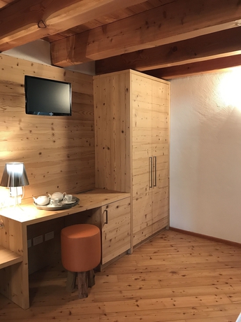 Imagen de la habitación del Hotel Albergo Palazzo Lodron Bertelli. Foto 12