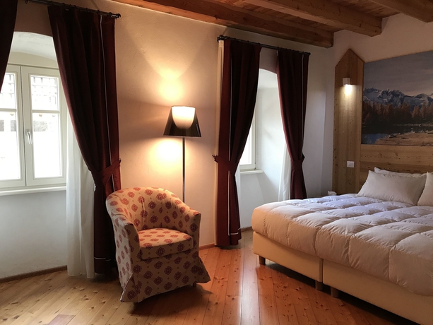 Imagen de la habitación del Hotel Albergo Palazzo Lodron Bertelli. Foto 13
