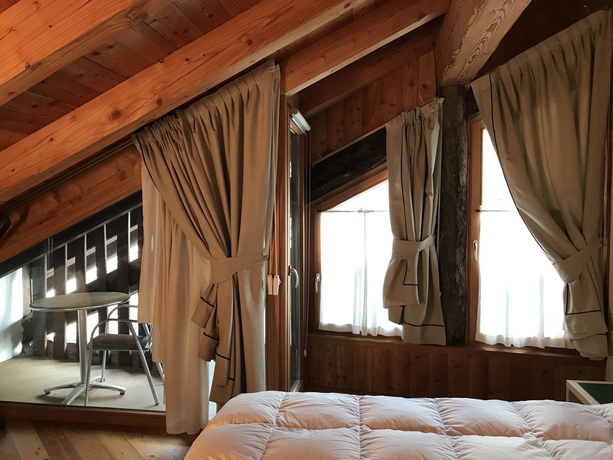 Imagen de la habitación del Hotel Albergo Palazzo Lodron Bertelli. Foto 14