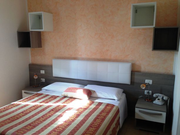 Imagen de la habitación del Hotel Albergo Panoramica. Foto 7