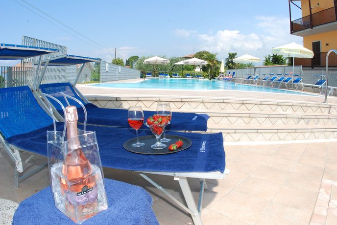 Imagen de la piscina del Hotel Albergo Panoramica. Foto 17
