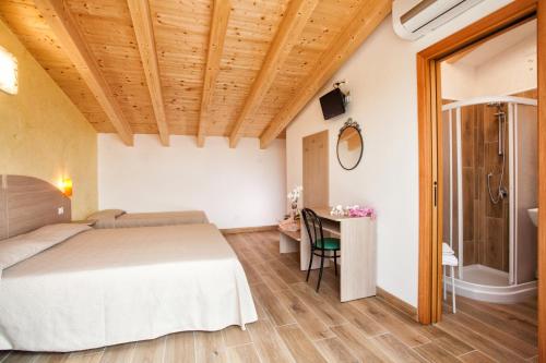 Imagen de la habitación del Hotel Albergo Paris. Foto 7