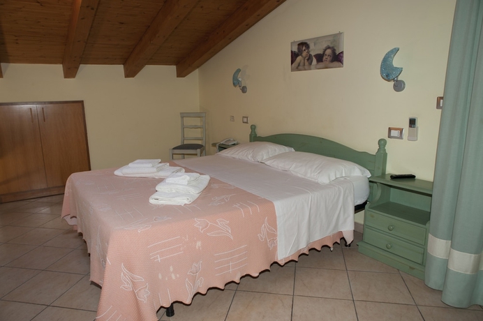 Imagen de la habitación del Hotel Albergo Perseo. Foto 6