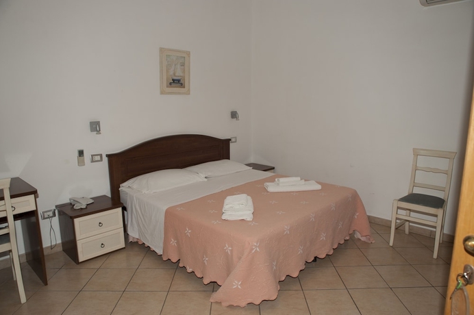 Imagen de la habitación del Hotel Albergo Perseo. Foto 8