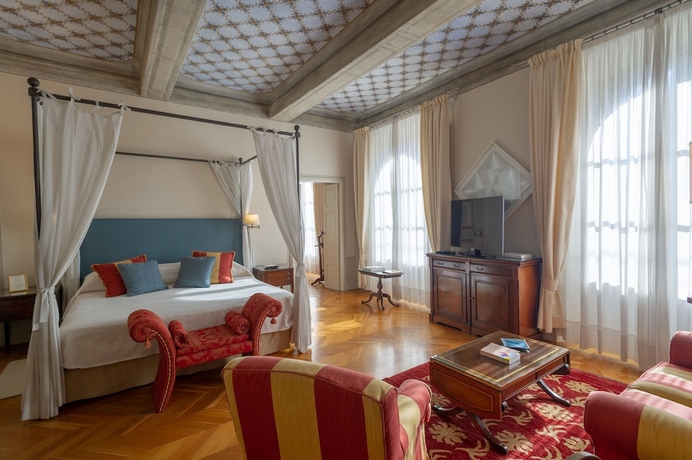 Imagen de la habitación del Hotel Albergo Pietrasanta. Foto 7