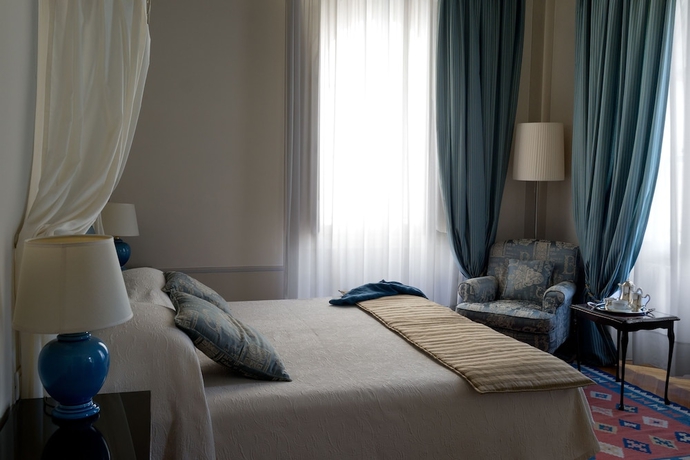 Imagen de la habitación del Hotel Albergo Pietrasanta. Foto 10