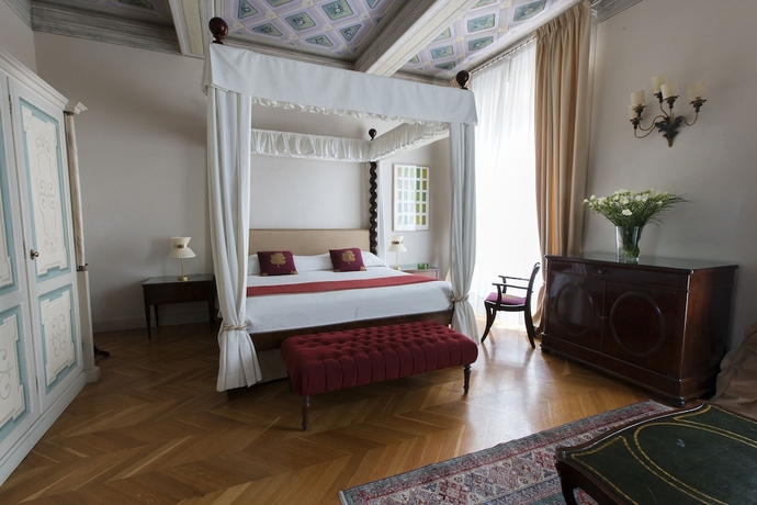 Imagen de la habitación del Hotel Albergo Pietrasanta. Foto 15