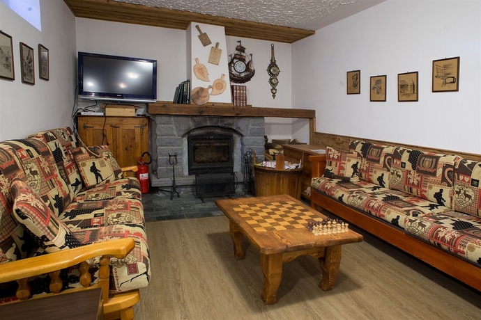 Imagen de los interiores del Hotel Albergo Punta Zerbion. Foto 9