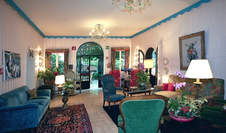 Imagen de los interiores del Hotel Albergo Quattro Fontane - Residenza D'epoca. Foto 13