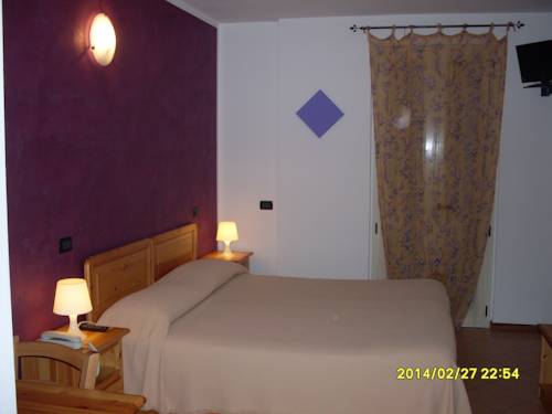 Imagen de la habitación del Hotel Albergo Quattro Pini. Foto 5