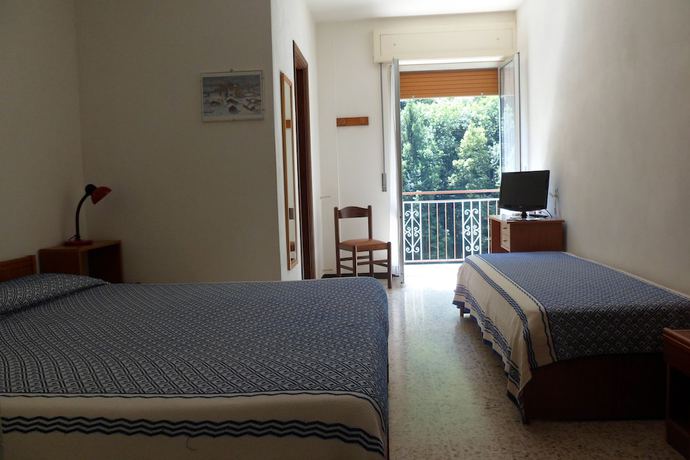 Imagen de la habitación del Hotel Albergo Regina. Foto 15