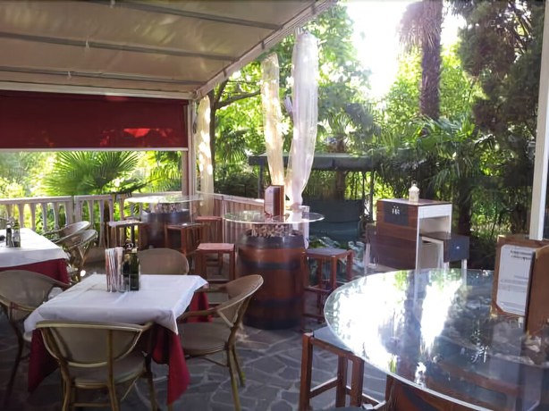 Imagen del bar/restaurante del Hotel Albergo Renata. Foto 2