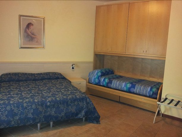 Imagen de la habitación del Hotel Albergo Renata. Foto 14