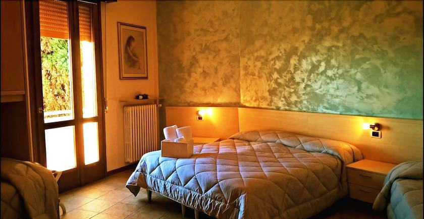 Imagen de la habitación del Hotel Albergo Renata. Foto 16