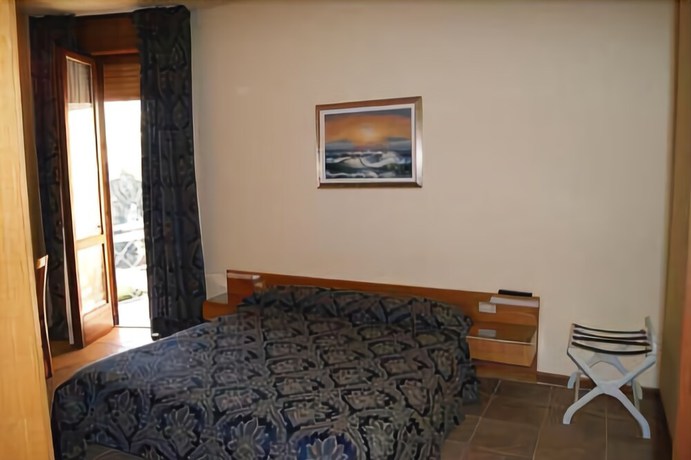 Imagen de la habitación del Hotel Albergo Renata. Foto 17