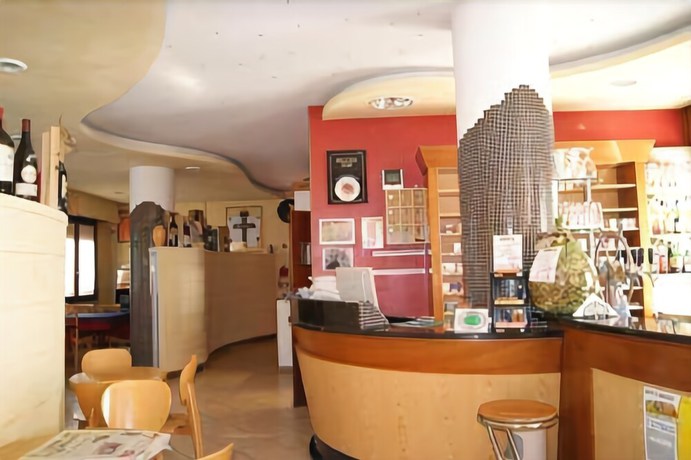 Imagen del bar/restaurante del Hotel Albergo Renata. Foto 6
