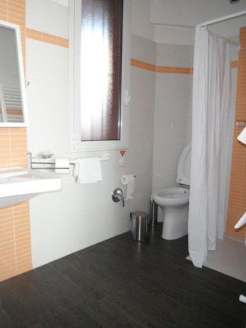 Imagen de la habitación del Hotel Albergo Renato. Foto 5